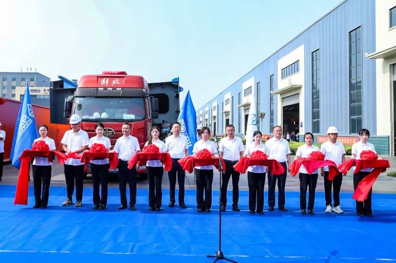 發(fā)車！1000t“鋼鐵巨獸”，助力長江中上游大規(guī)模碼頭建設(shè)